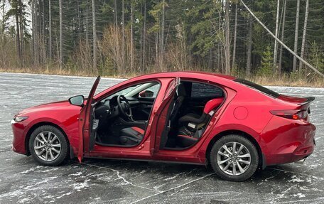 Mazda 3, 2020 год, 1 890 000 рублей, 18 фотография
