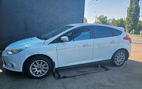 Ford Focus III, 2013 год, 900 000 рублей, 3 фотография