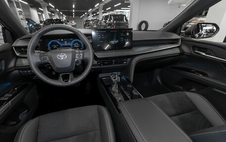 Toyota Camry, 2025 год, 4 700 000 рублей, 7 фотография