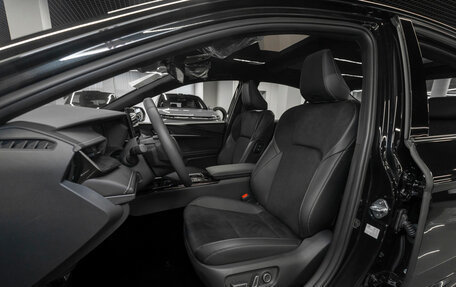 Toyota Camry, 2025 год, 4 700 000 рублей, 9 фотография