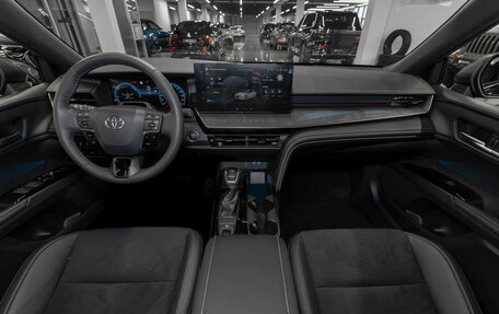 Toyota Camry, 2025 год, 4 700 000 рублей, 8 фотография