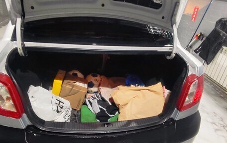 KIA Rio II, 2006 год, 400 000 рублей, 7 фотография