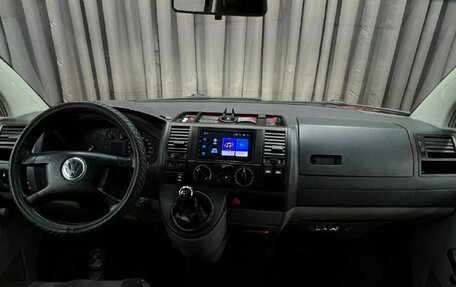 Volkswagen Transporter T5 рестайлинг, 2003 год, 739 900 рублей, 7 фотография