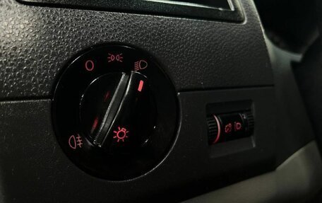 Volkswagen Transporter T5 рестайлинг, 2003 год, 739 900 рублей, 12 фотография