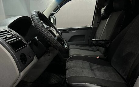 Volkswagen Transporter T5 рестайлинг, 2003 год, 739 900 рублей, 6 фотография