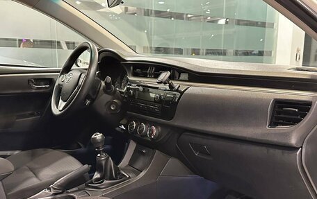 Toyota Corolla, 2014 год, 1 190 000 рублей, 8 фотография