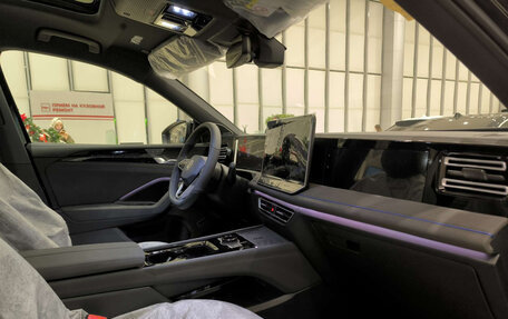 Volkswagen Tiguan, 2025 год, 5 050 000 рублей, 13 фотография