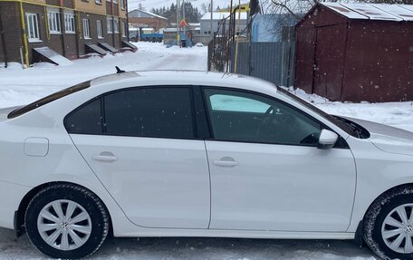 Volkswagen Jetta VI, 2014 год, 1 010 000 рублей, 4 фотография