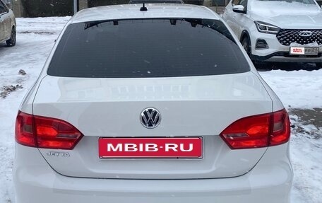 Volkswagen Jetta VI, 2014 год, 1 010 000 рублей, 6 фотография