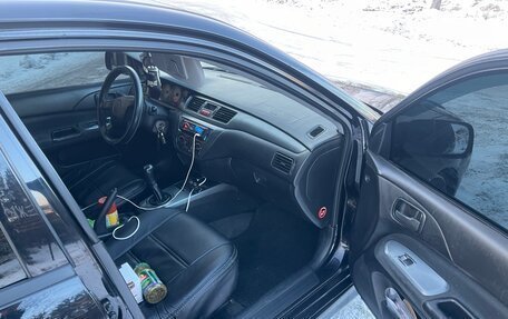 Mitsubishi Lancer IX, 2005 год, 390 000 рублей, 6 фотография