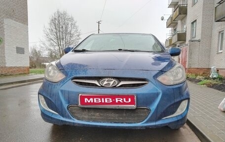 Hyundai Solaris II рестайлинг, 2012 год, 600 000 рублей, 1 фотография