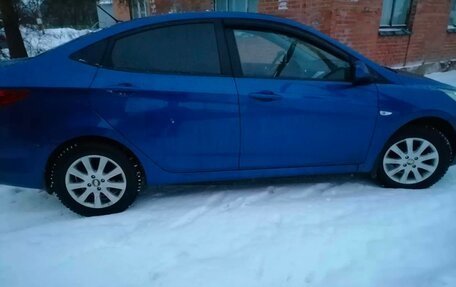 Hyundai Solaris II рестайлинг, 2012 год, 600 000 рублей, 16 фотография