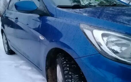 Hyundai Solaris II рестайлинг, 2012 год, 600 000 рублей, 12 фотография