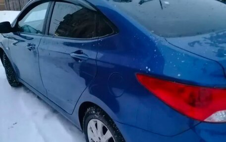 Hyundai Solaris II рестайлинг, 2012 год, 600 000 рублей, 13 фотография