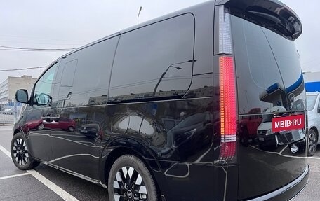 Hyundai Staria, 2024 год, 8 500 000 рублей, 8 фотография