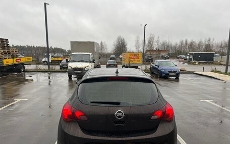 Opel Astra J, 2013 год, 650 000 рублей, 2 фотография