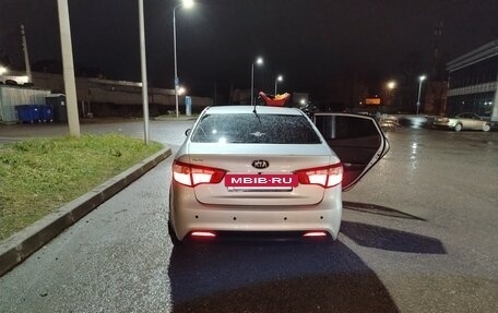 KIA Rio III рестайлинг, 2015 год, 800 000 рублей, 4 фотография