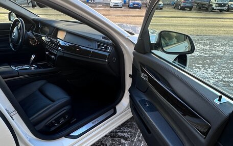 BMW 7 серия, 2015 год, 3 000 000 рублей, 16 фотография