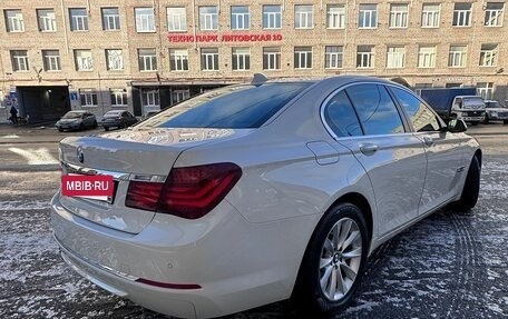 BMW 7 серия, 2015 год, 3 000 000 рублей, 5 фотография