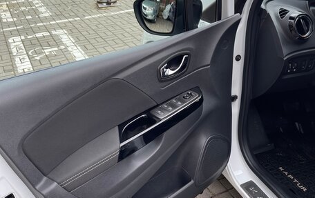 Renault Kaptur I рестайлинг, 2020 год, 1 750 000 рублей, 2 фотография