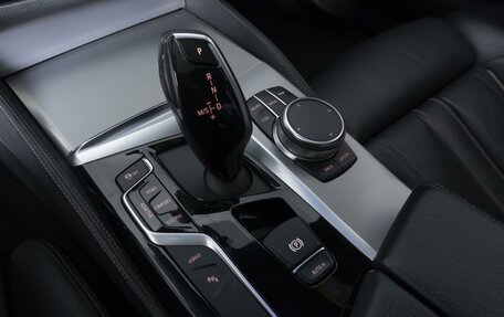 BMW 5 серия, 2019 год, 3 816 000 рублей, 13 фотография