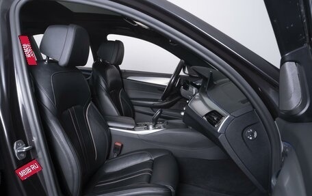 BMW 5 серия, 2019 год, 3 816 000 рублей, 8 фотография