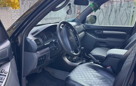 Toyota Land Cruiser Prado 120 рестайлинг, 2004 год, 1 500 000 рублей, 6 фотография