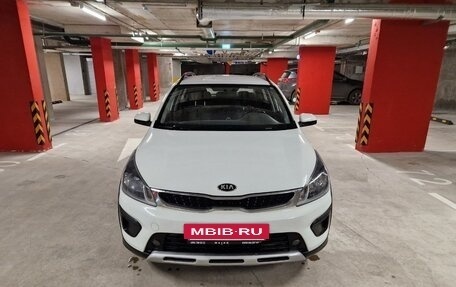 KIA Rio IV, 2018 год, 1 350 000 рублей, 2 фотография