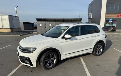 Volkswagen Tiguan II, 2019 год, 2 700 000 рублей, 1 фотография