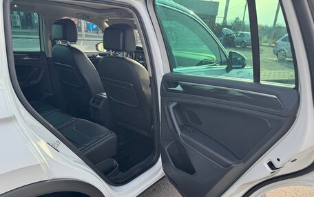 Volkswagen Tiguan II, 2019 год, 2 700 000 рублей, 12 фотография