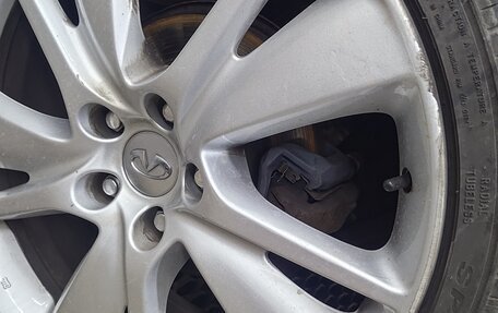 Nissan Juke II, 2014 год, 1 250 000 рублей, 13 фотография