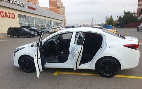 KIA Rio IV, 2020 год, 1 050 000 рублей, 4 фотография