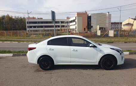KIA Rio IV, 2020 год, 1 050 000 рублей, 1 фотография