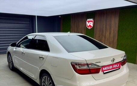 Toyota Camry, 2016 год, 2 450 000 рублей, 4 фотография