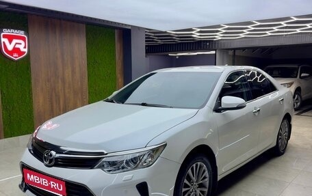 Toyota Camry, 2016 год, 2 450 000 рублей, 5 фотография