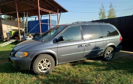 Dodge Caravan IV, 2002 год, 675 000 рублей, 1 фотография