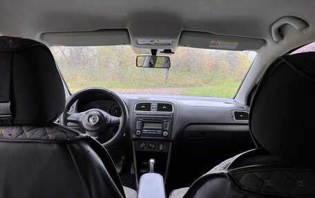 Volkswagen Polo VI (EU Market), 2011 год, 550 000 рублей, 3 фотография