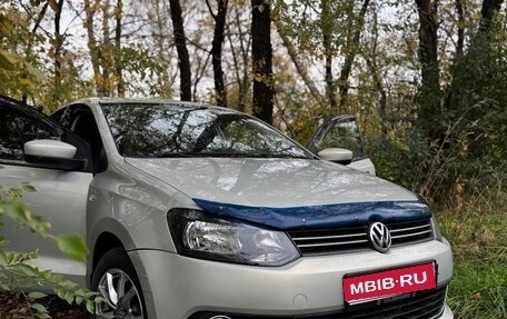 Volkswagen Polo VI (EU Market), 2011 год, 550 000 рублей, 1 фотография