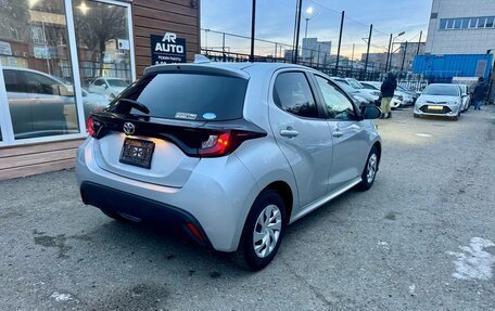 Toyota Yaris, 2021 год, 1 259 000 рублей, 9 фотография