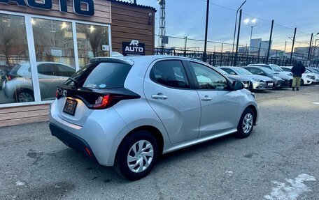 Toyota Yaris, 2021 год, 1 259 000 рублей, 10 фотография