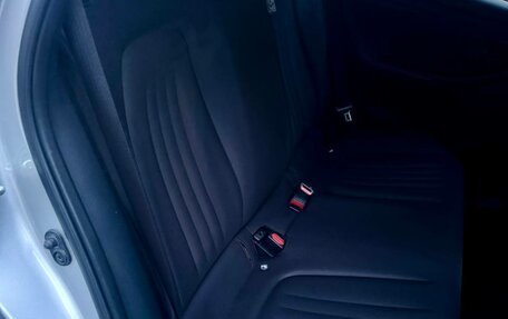Toyota Yaris, 2021 год, 1 259 000 рублей, 20 фотография