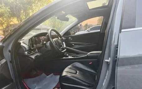 Hyundai Elantra, 2022 год, 1 160 000 рублей, 6 фотография