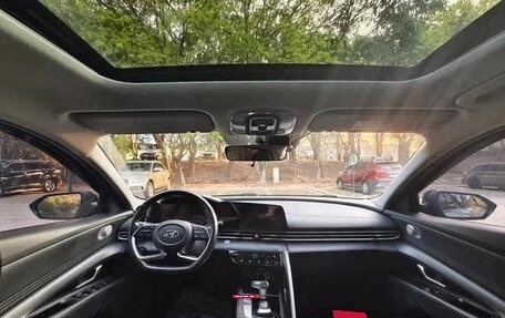 Hyundai Elantra, 2022 год, 1 160 000 рублей, 7 фотография