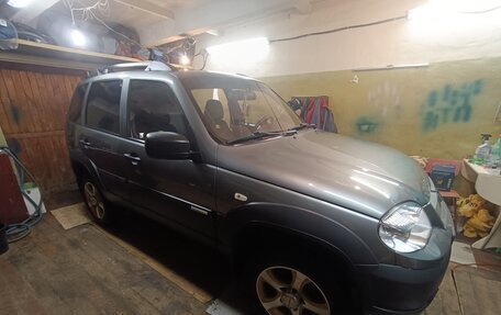 Chevrolet Niva I рестайлинг, 2014 год, 700 000 рублей, 2 фотография