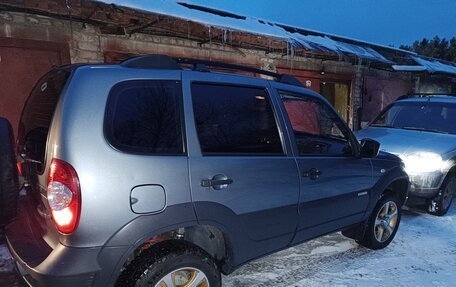 Chevrolet Niva I рестайлинг, 2014 год, 700 000 рублей, 17 фотография