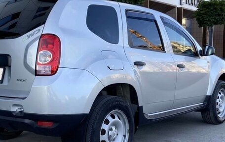 Renault Duster I рестайлинг, 2012 год, 845 000 рублей, 2 фотография