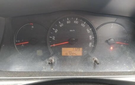 Toyota HiAce H200, 2015 год, 3 000 000 рублей, 4 фотография