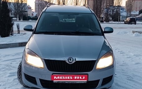 Skoda Roomster, 2011 год, 500 000 рублей, 2 фотография