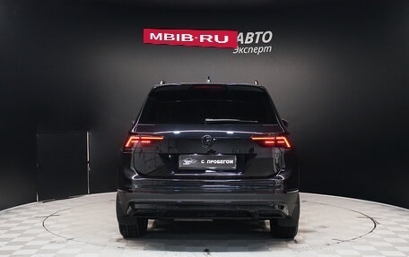 Volkswagen Tiguan II, 2020 год, 3 677 000 рублей, 6 фотография