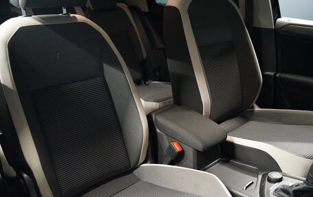 Volkswagen Tiguan II, 2020 год, 3 677 000 рублей, 20 фотография